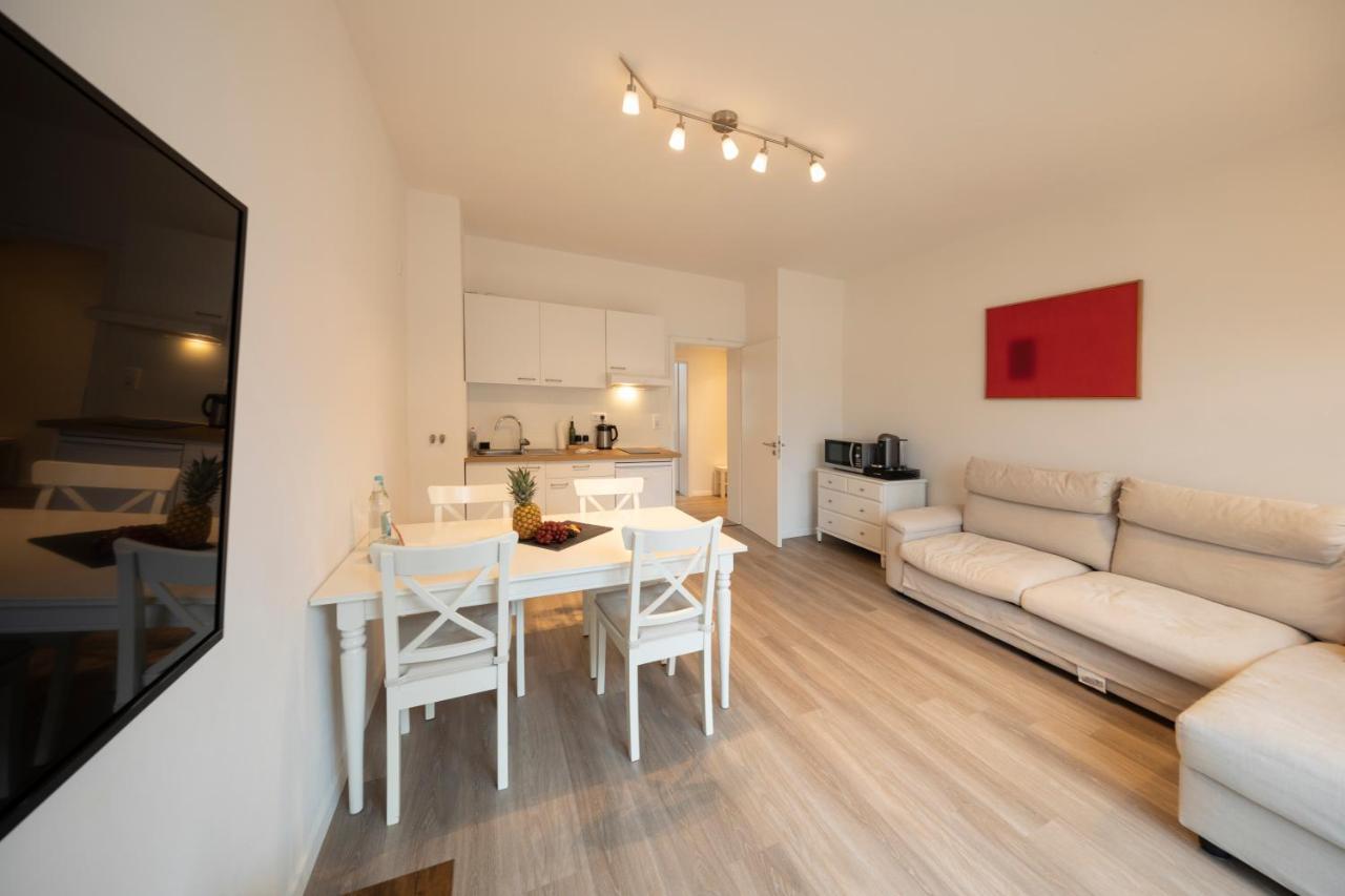 Jaybnb - Apartment Direkt Am Hafen Mit Terrasse Und Uhd Tv Dortmund Luaran gambar